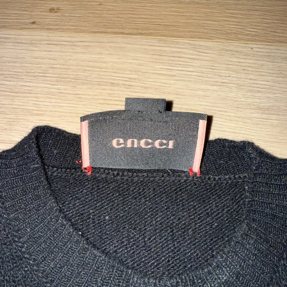 Gucci Wool Black and White Skull Crew Neck Sweater - Picture 5 of 8